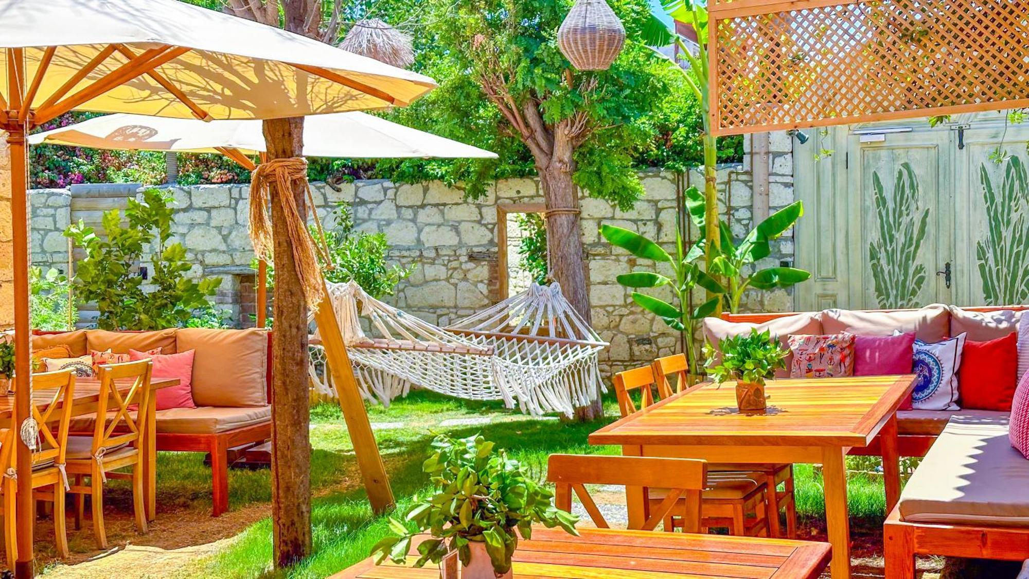 Banana Alacati Food & Stay - Adults Only エクステリア 写真