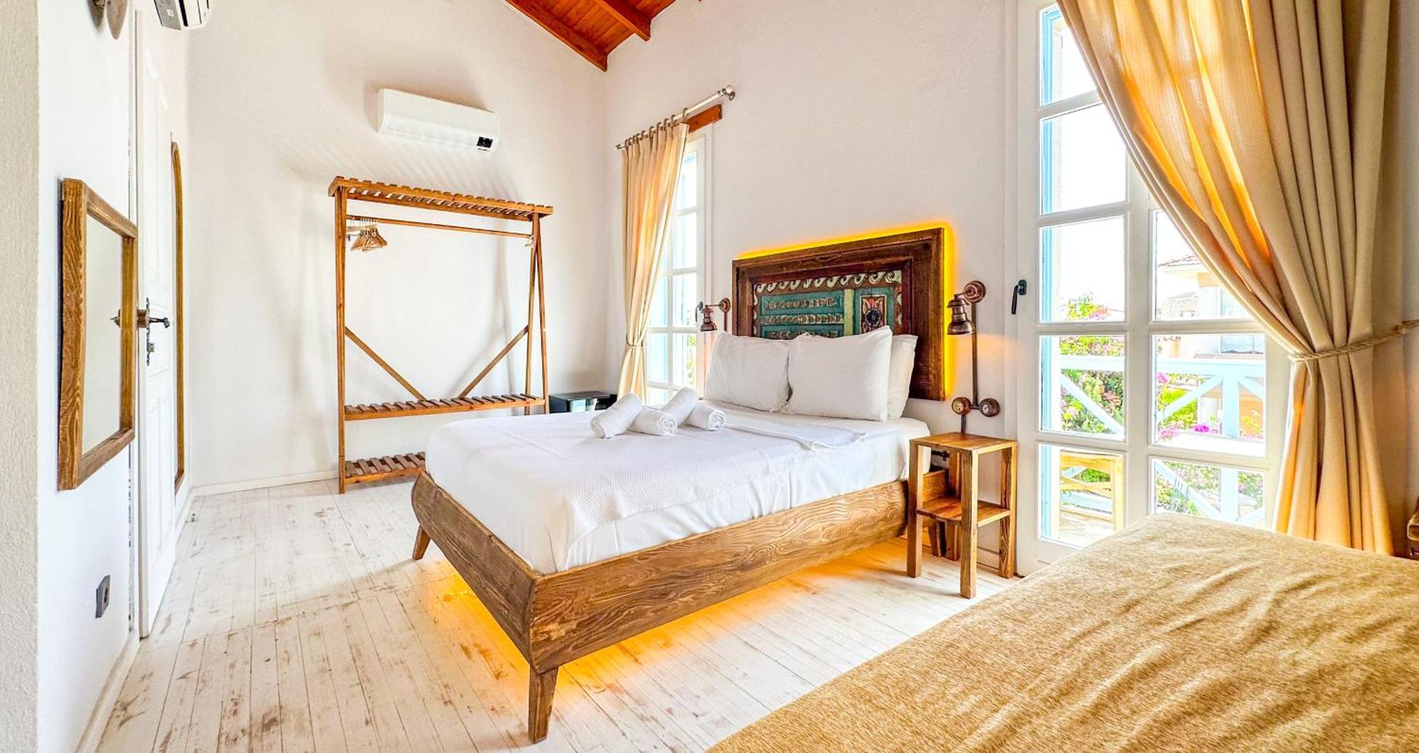 Banana Alacati Food & Stay - Adults Only エクステリア 写真