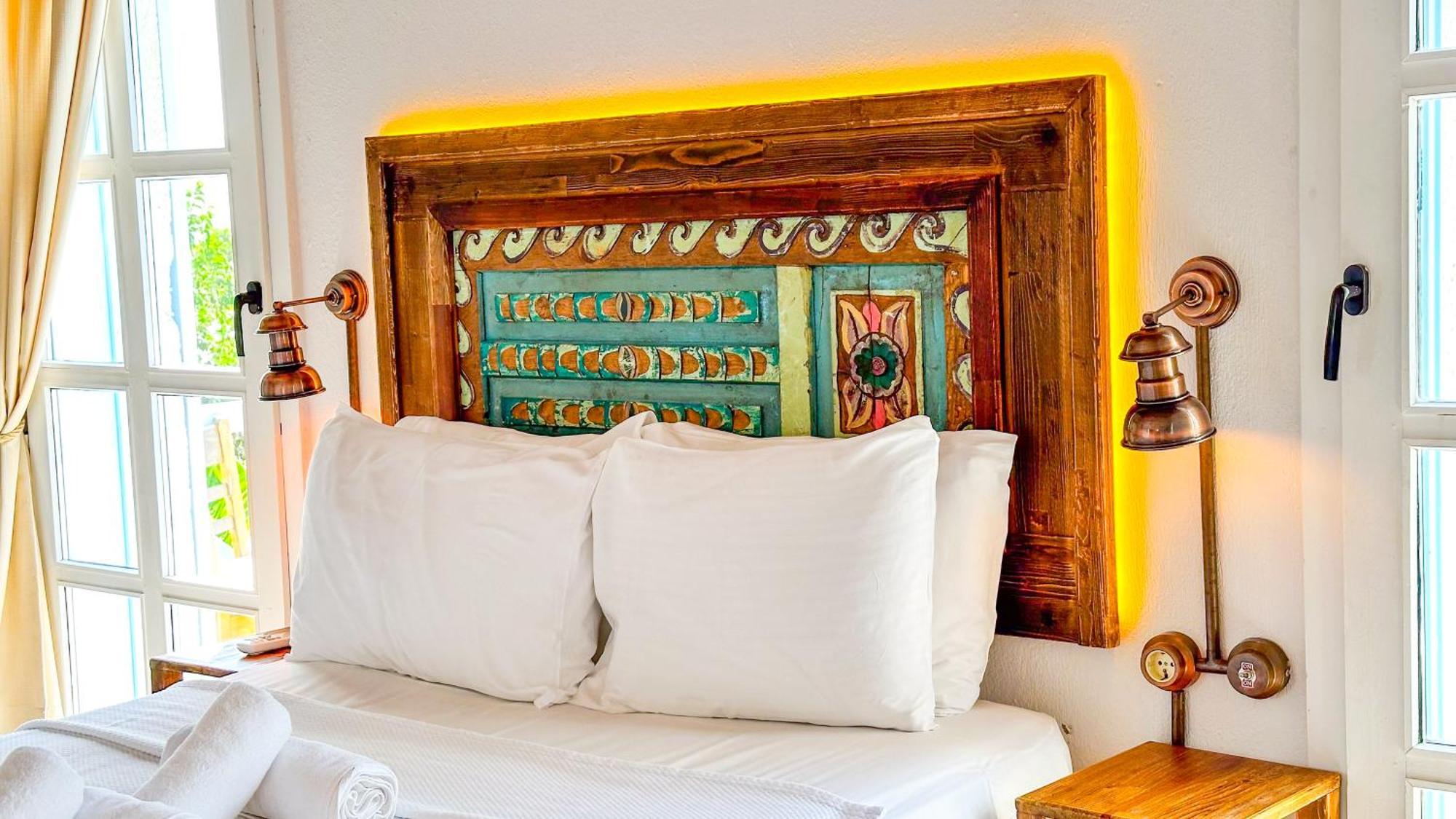 Banana Alacati Food & Stay - Adults Only エクステリア 写真