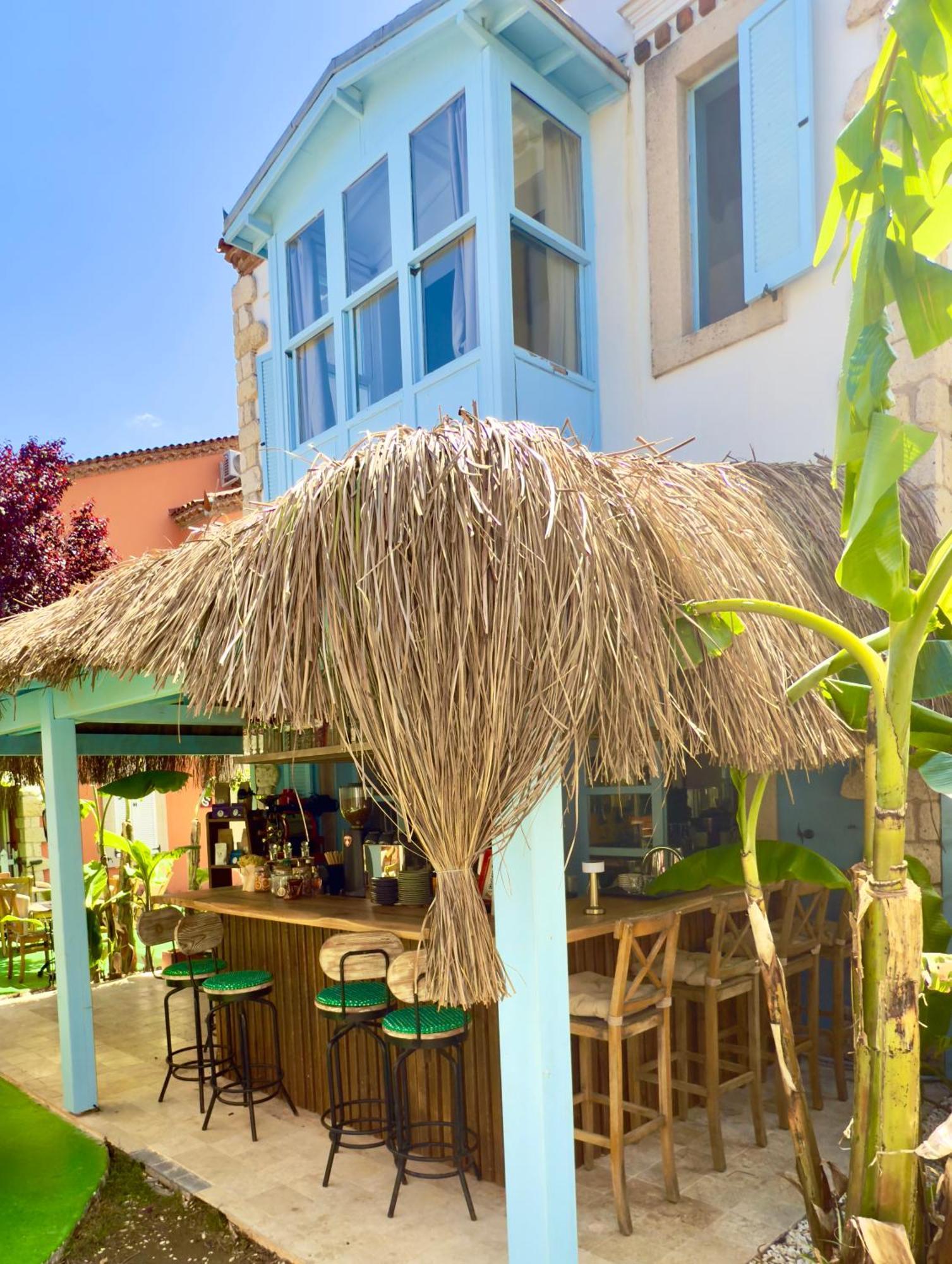 Banana Alacati Food & Stay - Adults Only エクステリア 写真